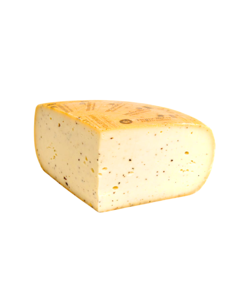 Gouda Fermier DOP con trufa. Quesoteca cuevas, centro de afinado. Queso de vaca. Queso holandes.